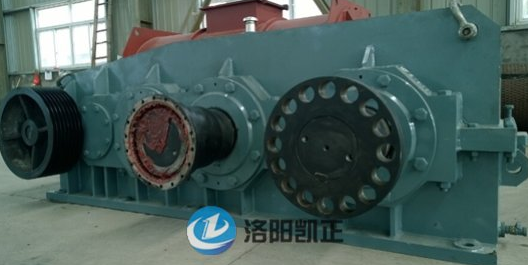 壓球機(jī) 壓球機(jī)