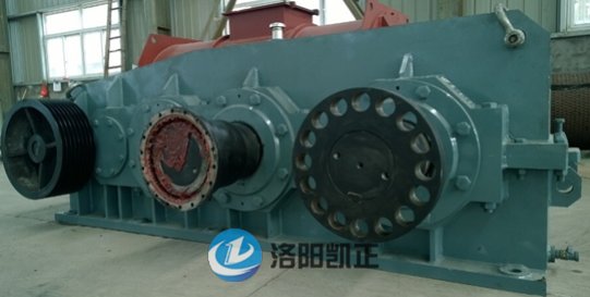 壓球機(jī) 壓球機(jī)