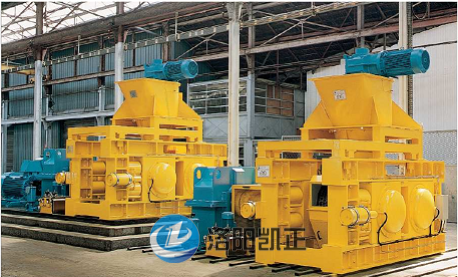 礦粉壓球機(jī) 礦粉壓球機(jī)